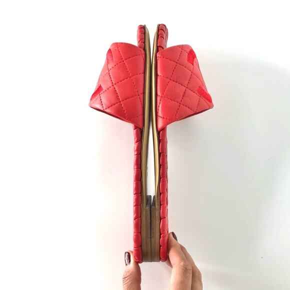 Chanel Interlocking CC Logo Red Quilted Lambskin Slip On Mules Slides 38.5 Flats - Picture 7 of 13